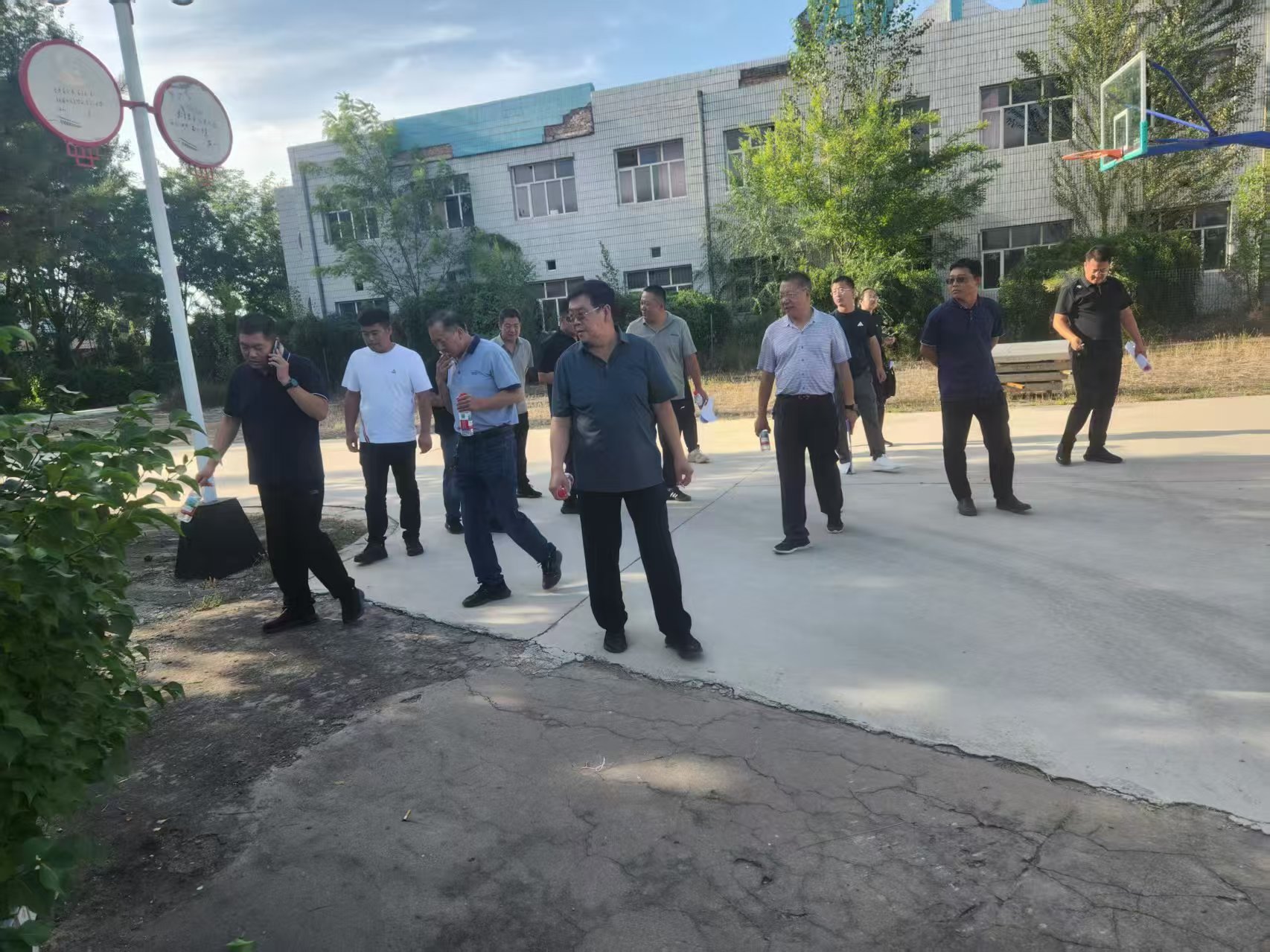 岳阳市塑胶跑道材料混合型塑胶跑道 - 哪里好